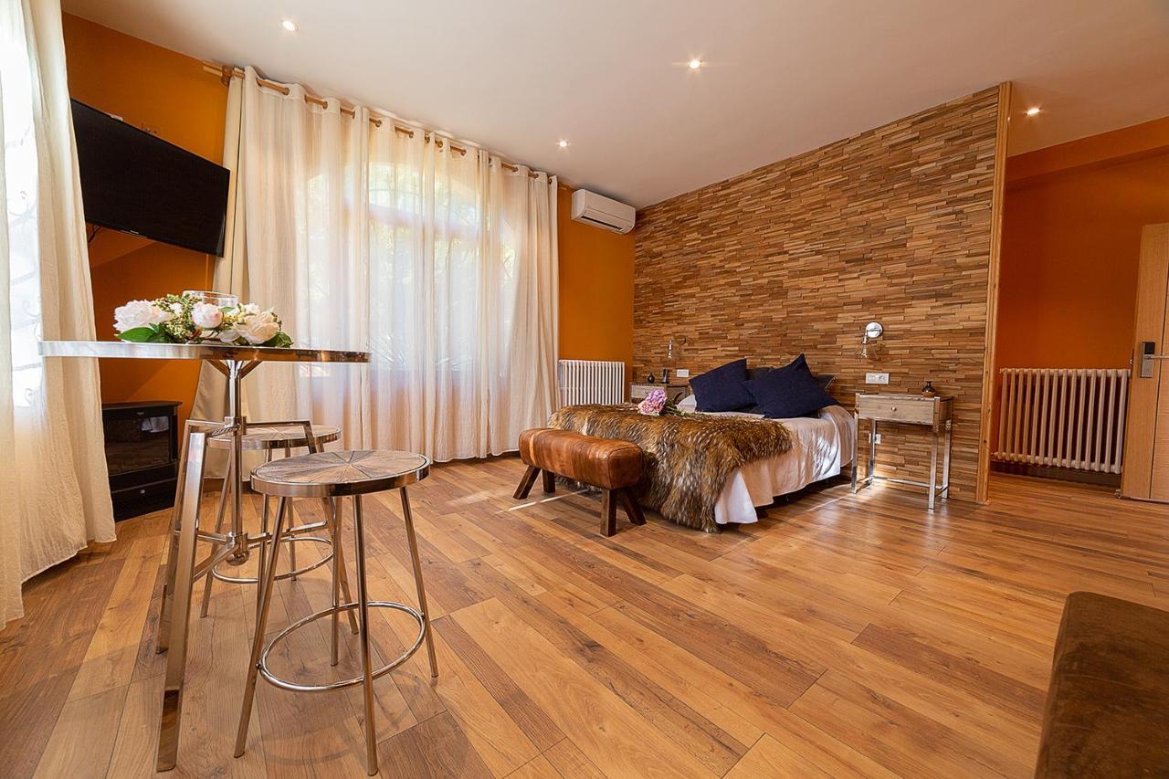Hospederia Casa Martell Hotel Daroca Exterior photo